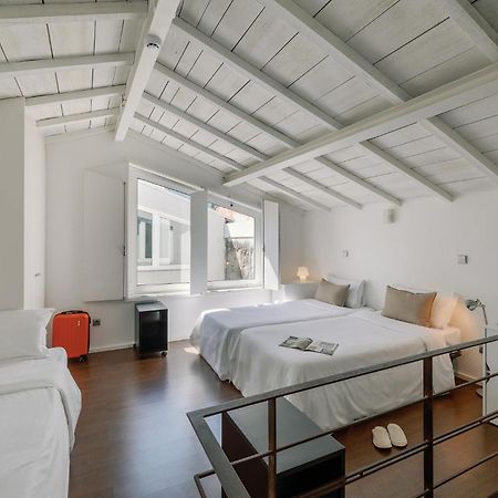 Fine Arts Studios By Olala Homes Porto Bagian luar foto