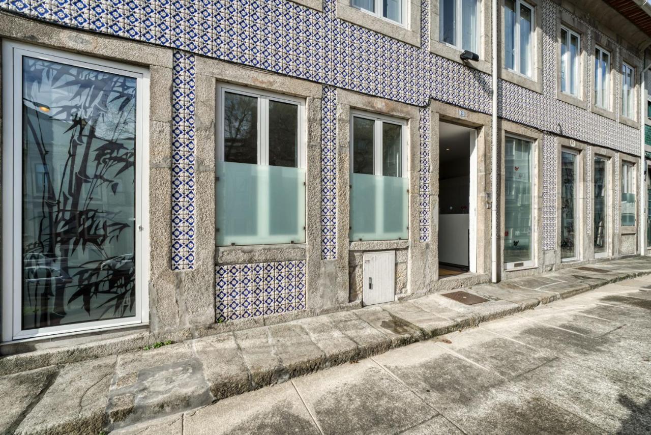 Fine Arts Studios By Olala Homes Porto Bagian luar foto