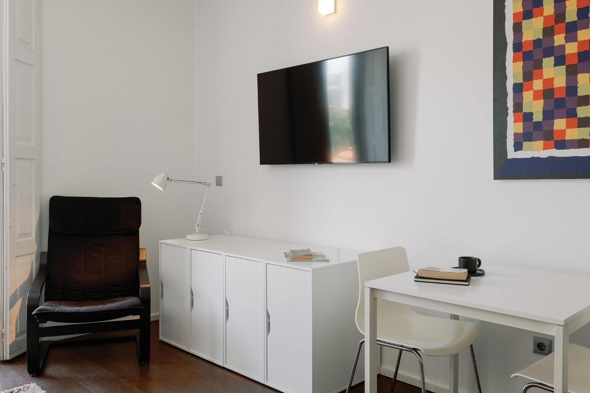 Fine Arts Studios By Olala Homes Porto Bagian luar foto