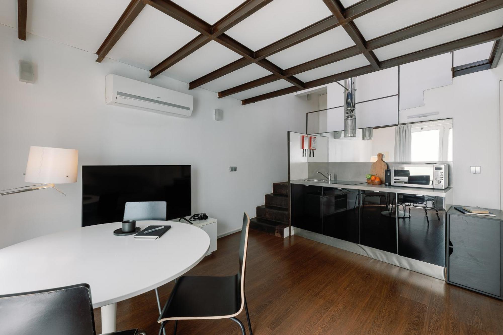 Fine Arts Studios By Olala Homes Porto Bagian luar foto