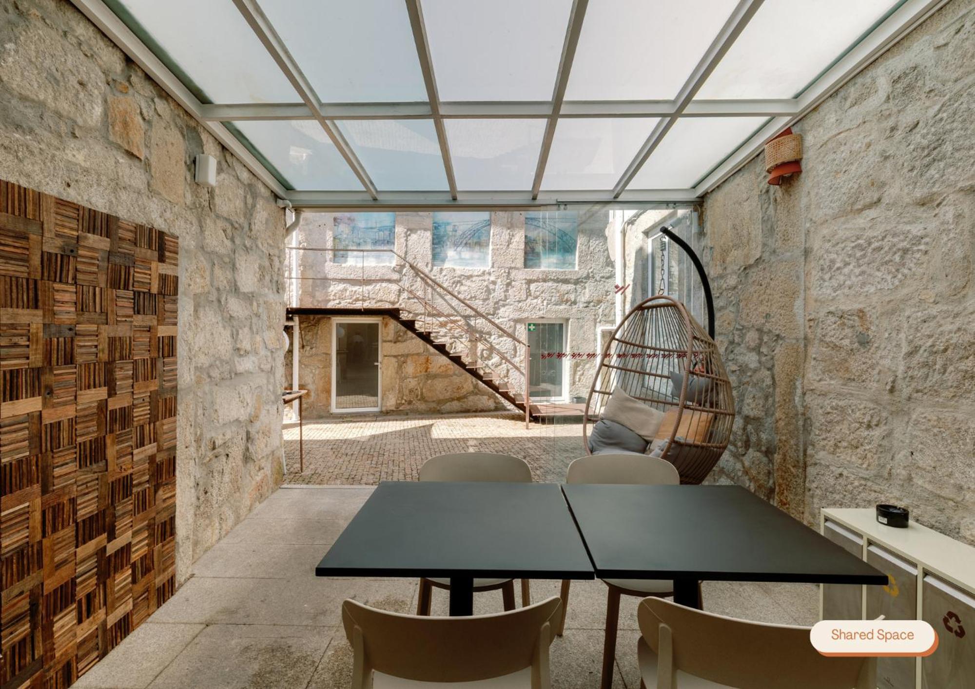 Fine Arts Studios By Olala Homes Porto Bagian luar foto