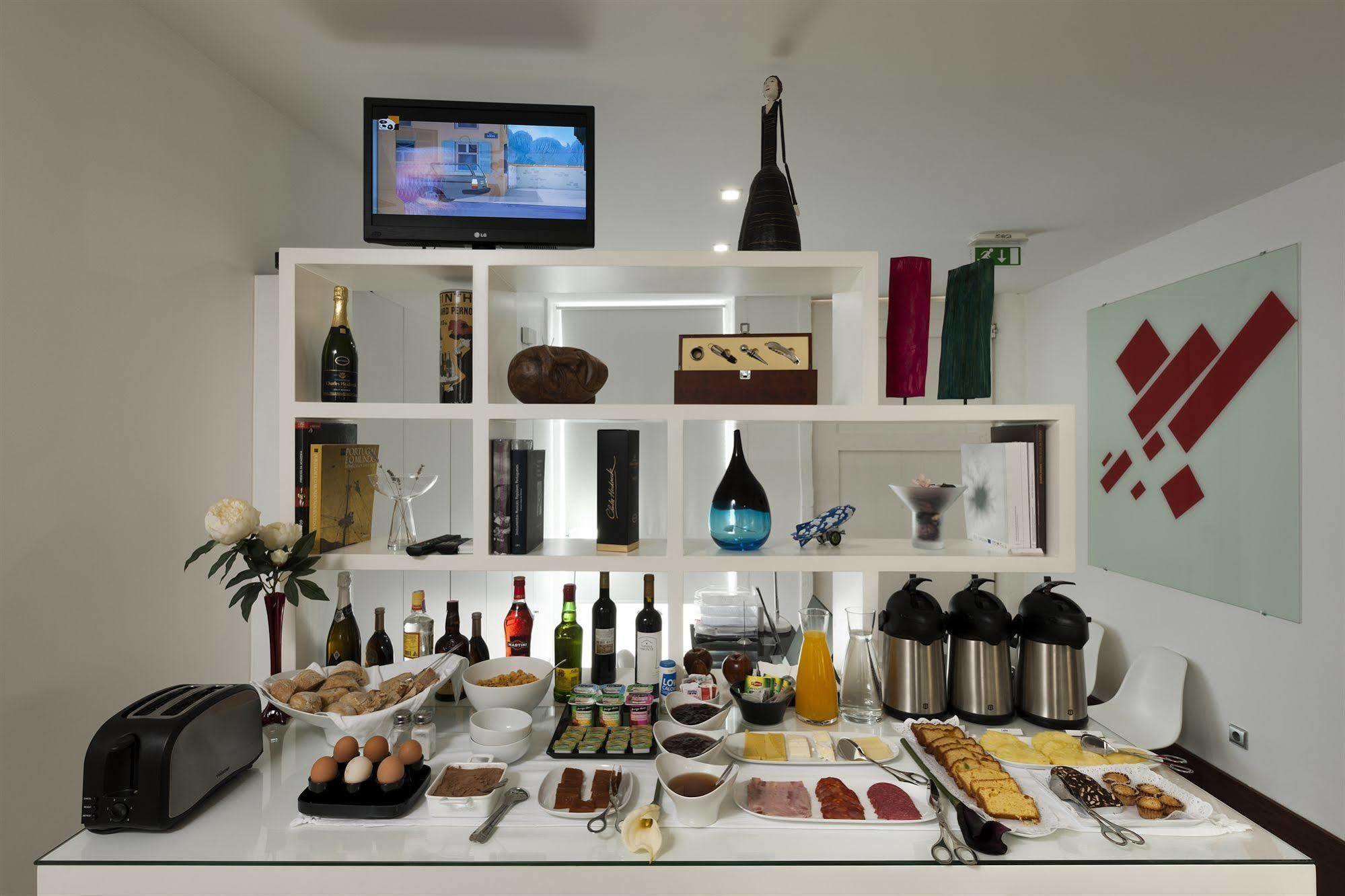 Fine Arts Studios By Olala Homes Porto Bagian luar foto
